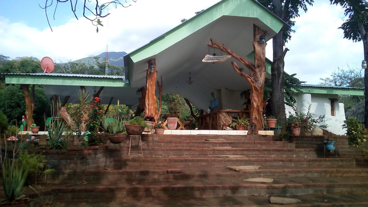 Hostal Y Restaurante Rancho Mérida Exterior photo